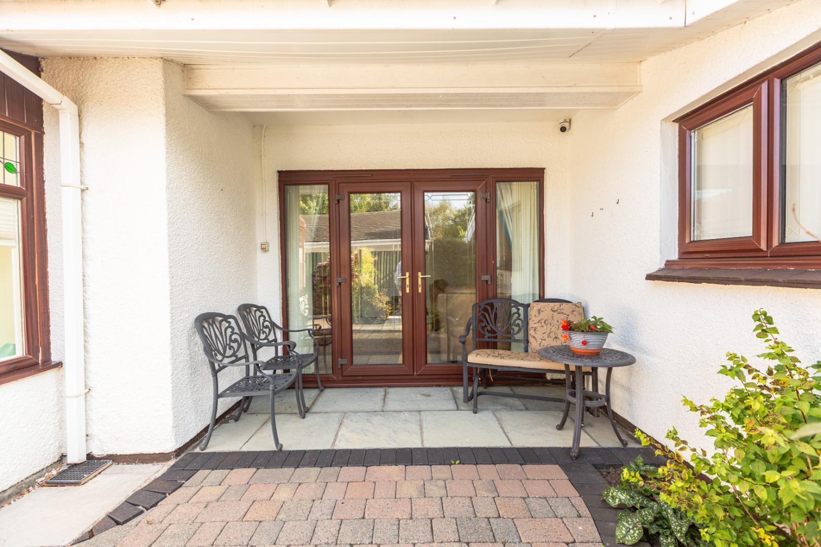 Gowerton Road, Three Crosses, Swansea, SA4 3PY